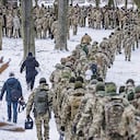 Más de 100.000 hombres, junto a avanzado equipo militar, permanecen en la frontera rusa con Ucrania a la espera de cualquier orden.