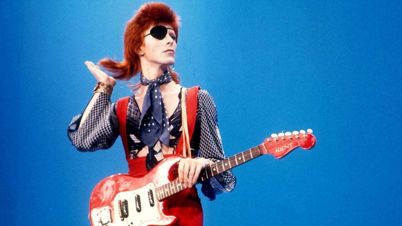 David Bowie, actor, productor discográfico y arreglista.