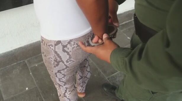 La supuesta empleada responderá por varios delitos.