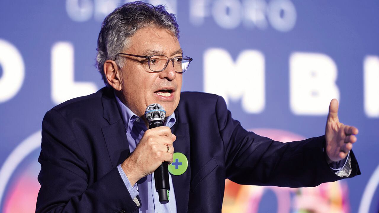 El exministro Mauricio Cárdenas cerró su campaña de cara a la consulta del próximo domingo, 8 de marzo.