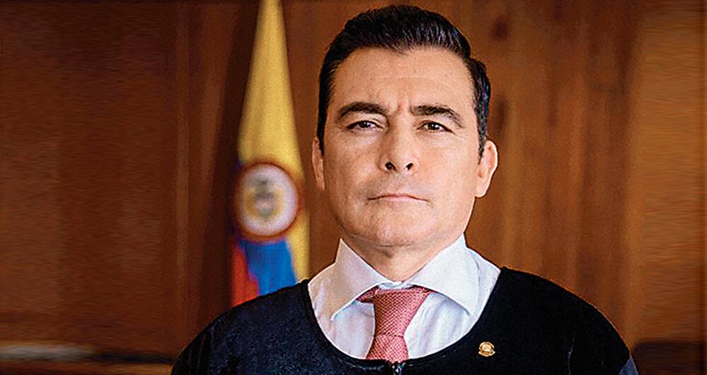 césar reyesFue el magistrado que investigó y ordenó la captura del expresidente Uribe. Hoy lleva el caso del ex representante a la Cámara Álvaro Hernán Prada por los mismos hechos.