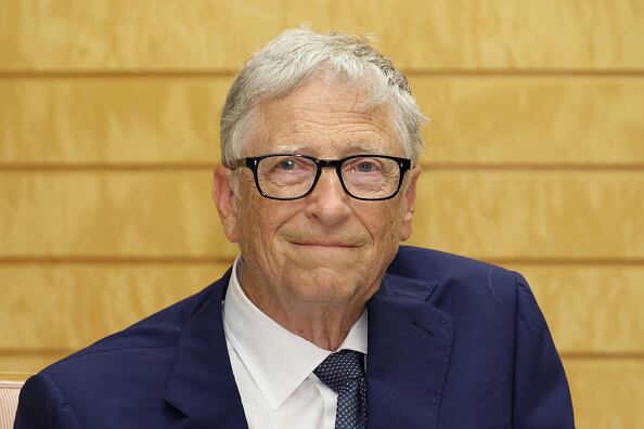 Esto es lo que piensa Bill Gates sobre el impacto de la inteligencia artificial en el empleo.