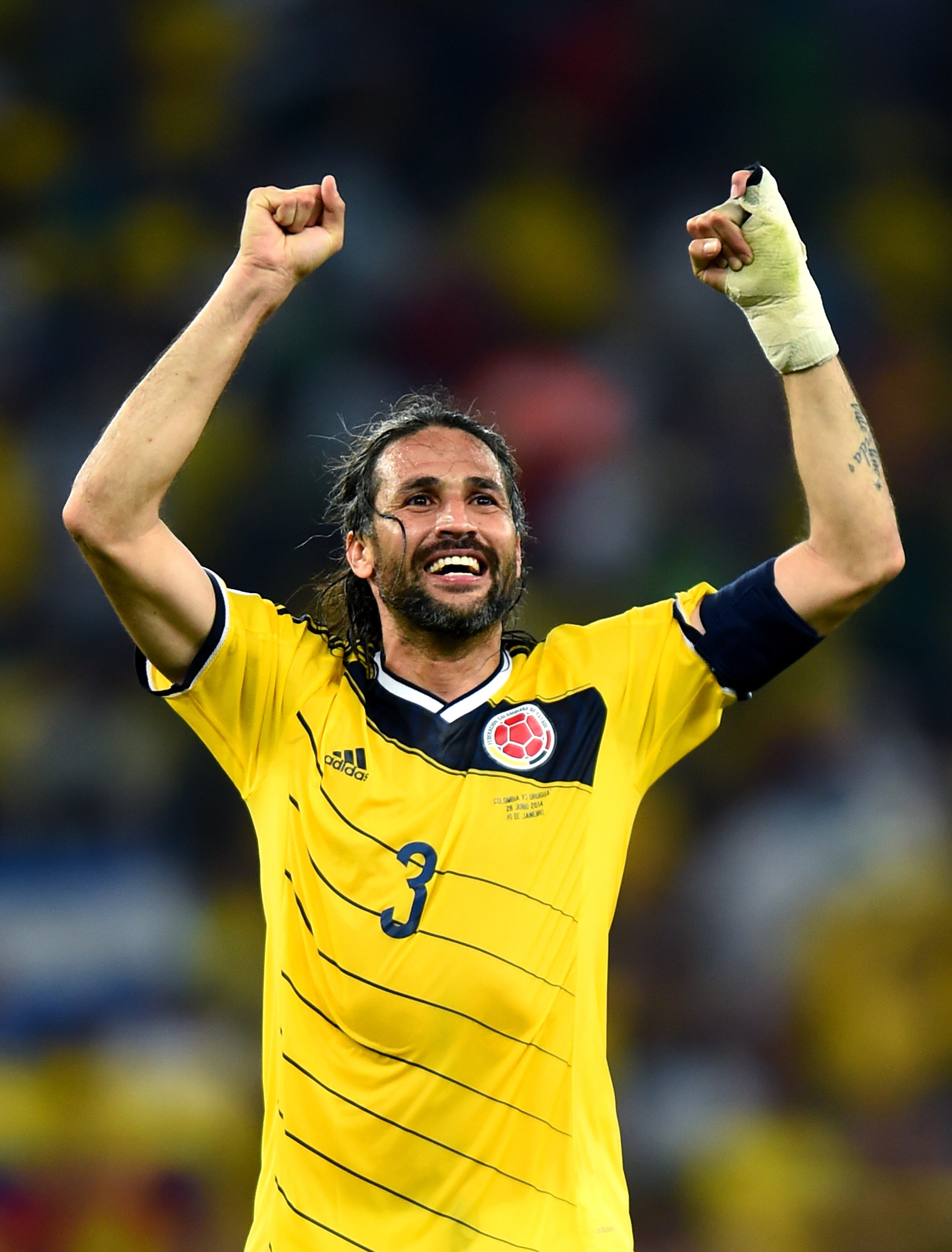 Mario Yepes de Colombia celebra la victoria por 2-0 después del partido de octavos de final de la Copa Mundial de la FIFA Brasil 2014 entre Colombia y Uruguay en el Maracaná el 28 de junio de 2014 en Río de Janeiro, Brasil. (Foto de Shaun Botterill - FIFA/FIFA vía Getty Images)