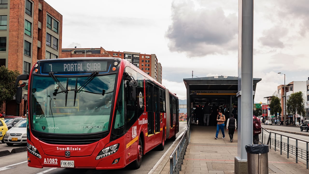 Sistemas masivos como TransMilenio, MIO y Transcaribe reportaron disminuciones en el número de usuarios durante el inicio de 2026.