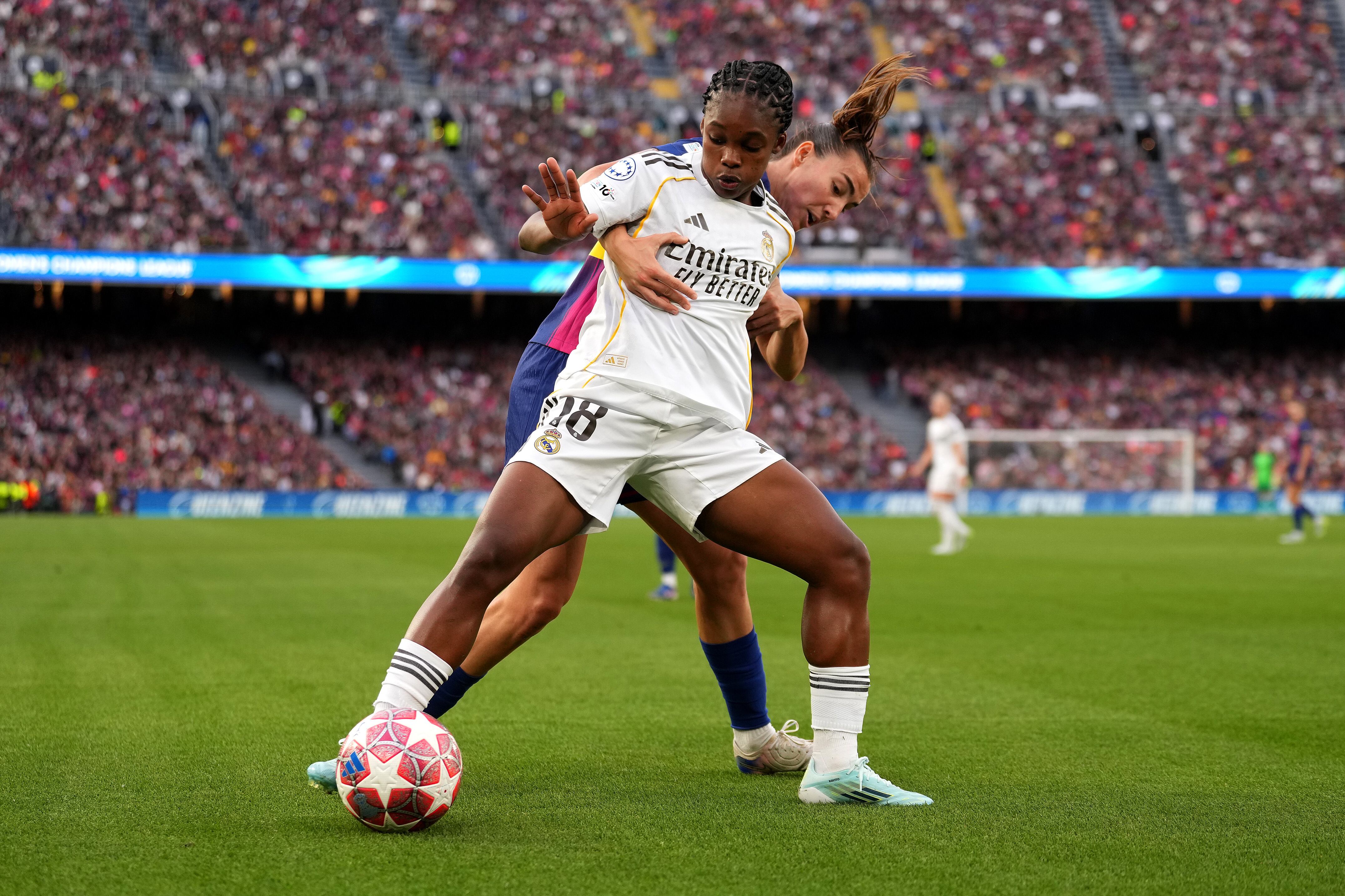 Linda Caicedo vs. Barcelona por Champions League. 12-2 acabó el global en contra del equipo de la colombiana.