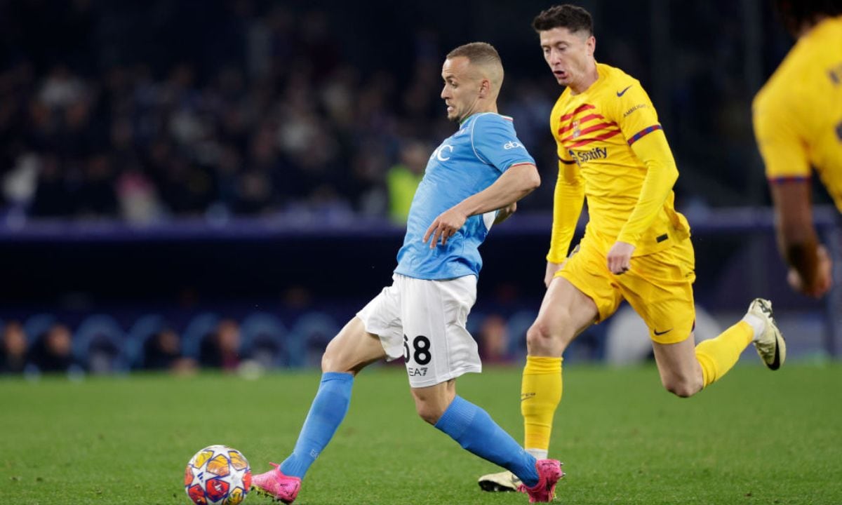 Barcelona sacó pálido resultado ante el Napoli.