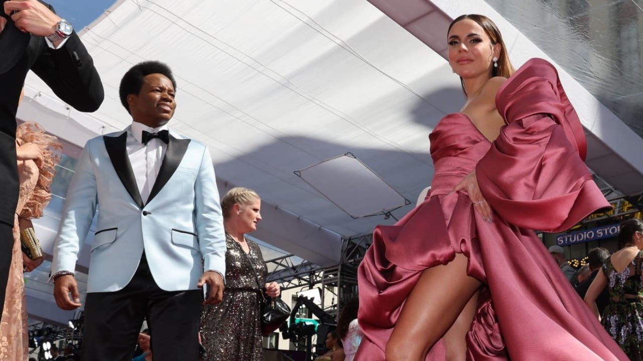 Carolina Gaitán y Mauro Castillo presentes en la alfombra roja de los Premios Óscar 2022