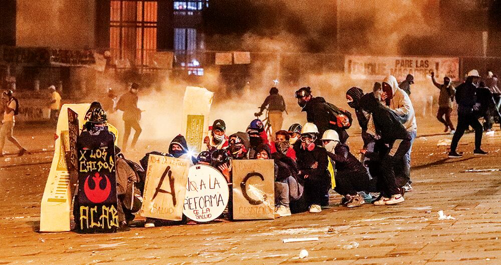   La primera línea se trataría de una organización con rasgos criminales que importó el modelo de las protestas chilenas y se viene gestando desde hace casi dos años.