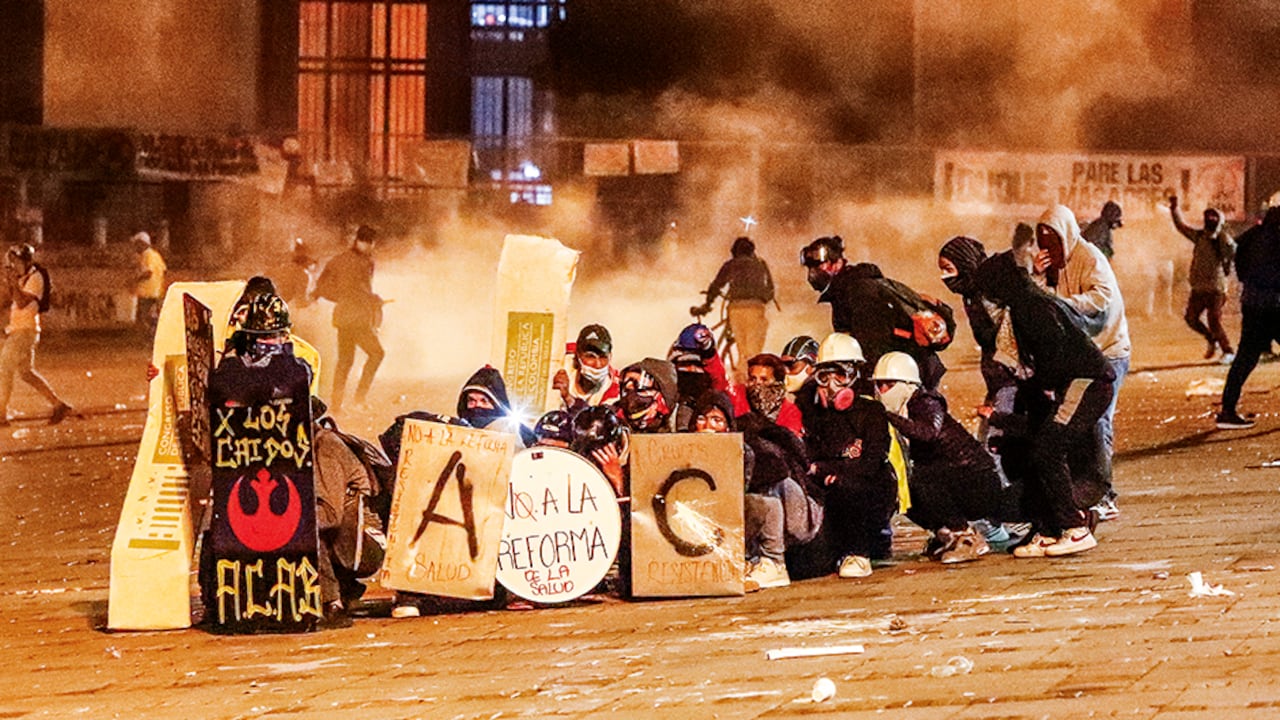 La primera línea se trataría de una organización con rasgos criminales que importó el modelo de las protestas chilenas y se viene gestando desde hace casi dos años.