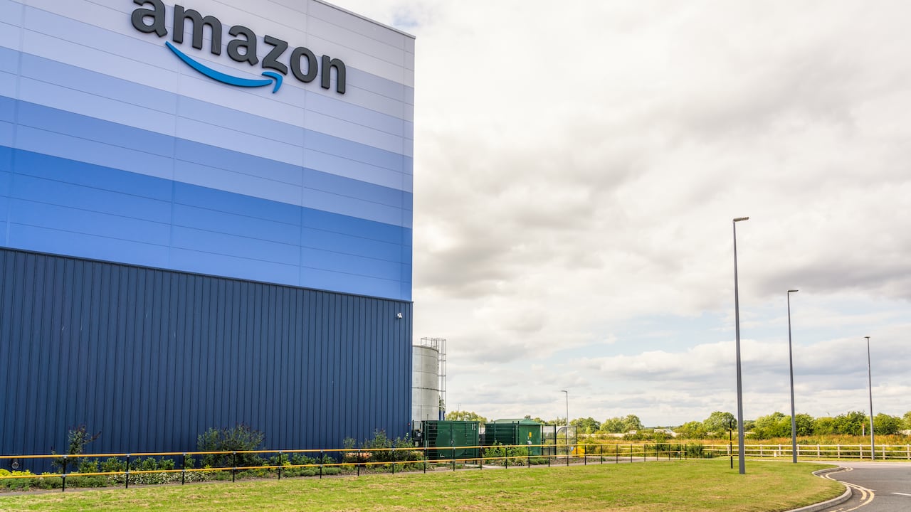 Amazon ofrece miles de vacantes en Estados Unidos para la temporada navideña.