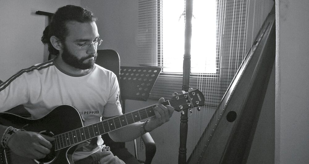 La VozCarlos Correa, de Piragna Productora, es el creador y la voz del Frailejón Ernesto Pérez