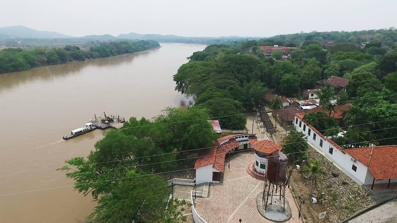 Este pueblo está ubicado a orillas del río Magdalena.