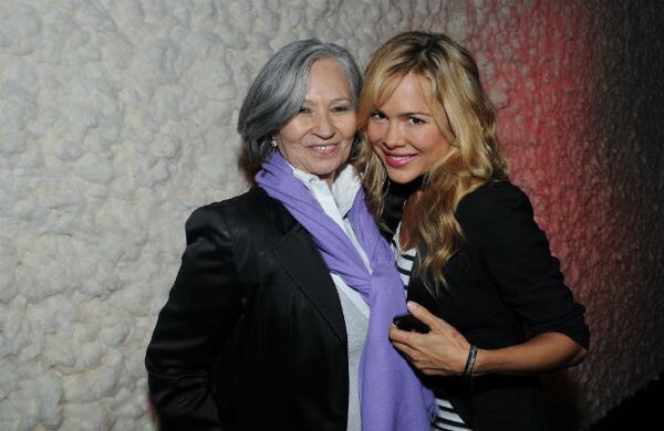 Vicky Weinstein, Natalia Paris.  Lanzamiento círculo de la moda de Bogotá 2012