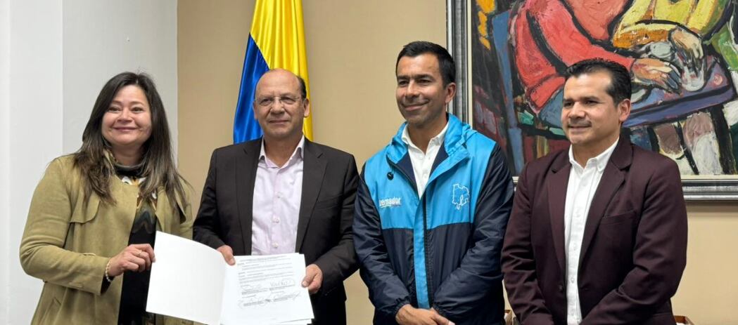 Representantes del gobierno nacional y departamental suscribieron el convenio para la financiación del Tren de Zipaquirá