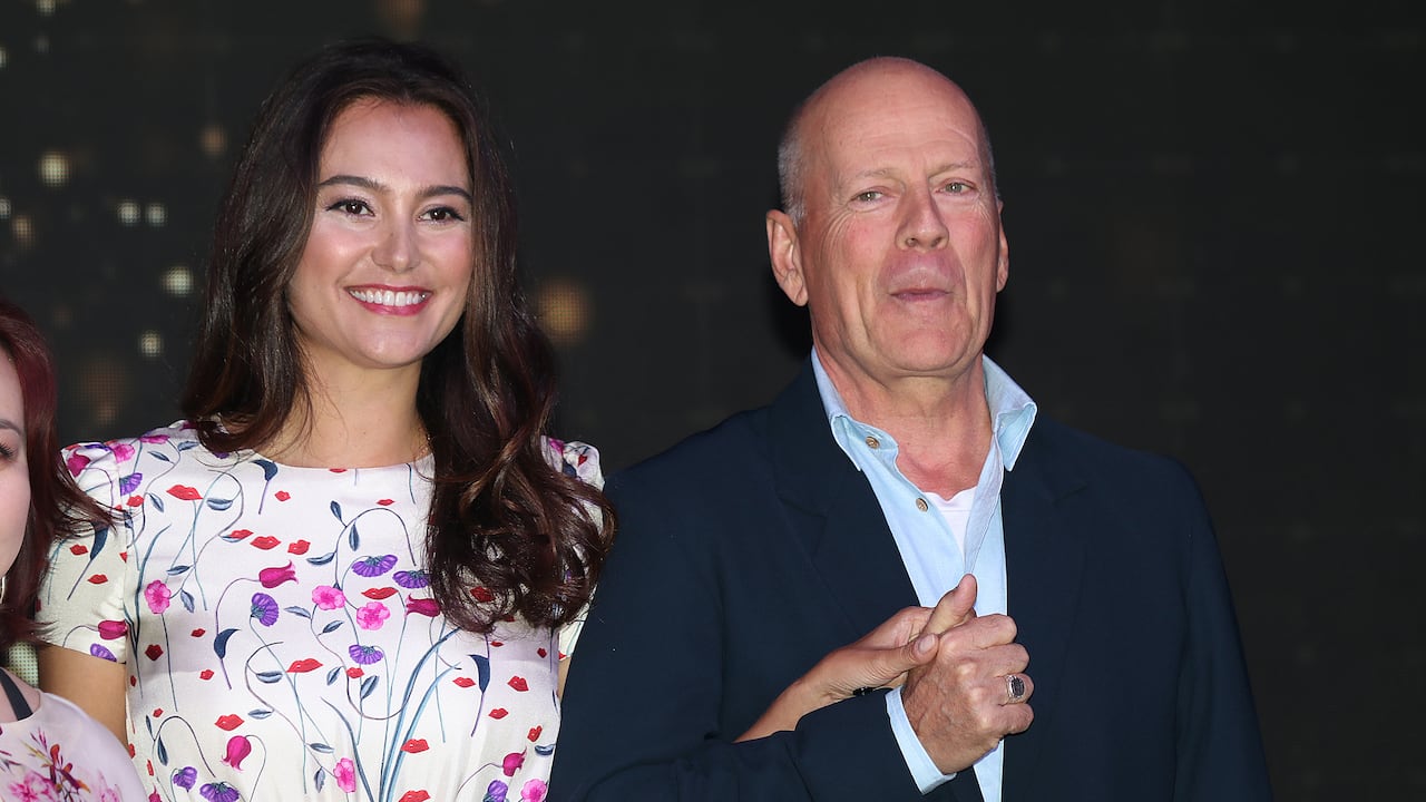 Emma Heming Willis explicó el porqué de la decisión que tomó de no vivir con su esposo, Bruce Willis.
