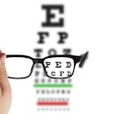 Las vitaminas son clave para cuidar la salud visual.