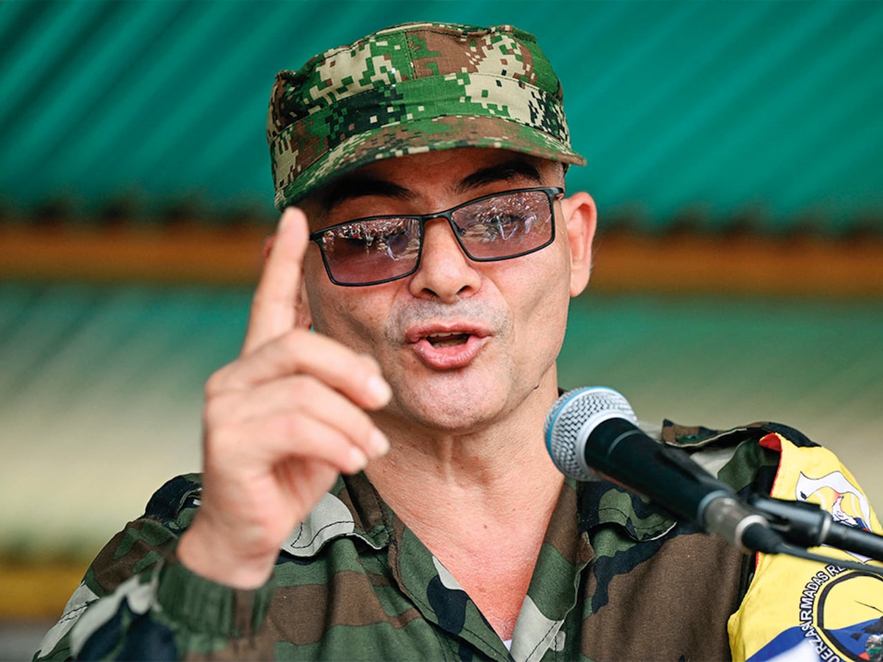 Medicina Legal confirma que Iván Mordisco no murió en bombardeos contra las disidencias de las Farc en Amazonas y Guaviare - Semana