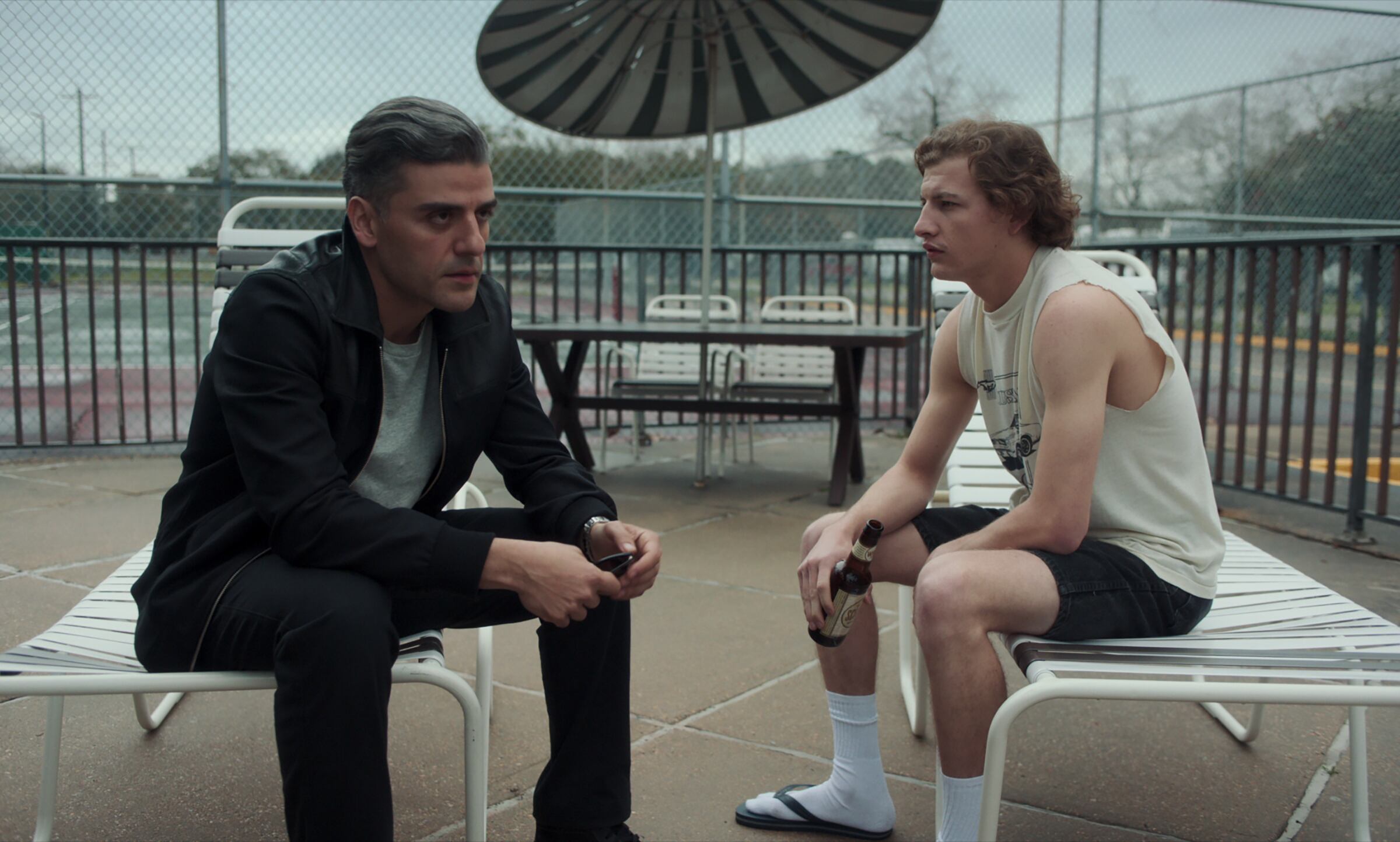 'CARDCOUNTER'

Oscar Isaac es William Tell y Tye Sheridan es Cirk en THE CARD COUNTER. Foto: Courtesy of Focus Features / ©2021 Focus Features, LLC