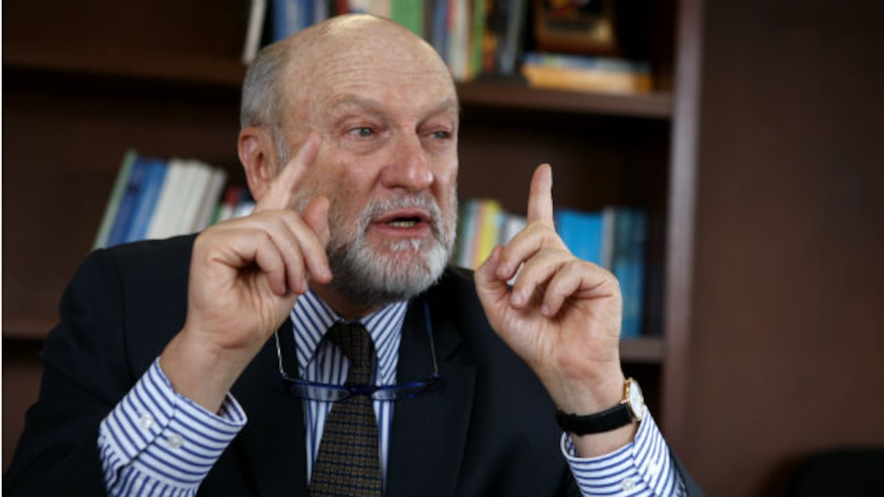 El exsenador John Sudarsky lanzará una nueva investigación.