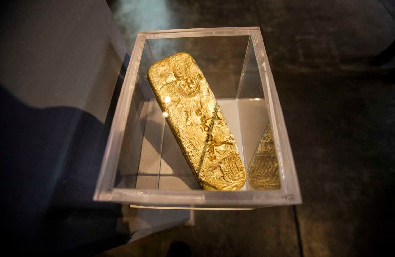 ‘Unas de cal otras de arena (El tesoro)’ de Miguel Ángel Rojas/ Para Rueda, una de las cosas que siempre le ha interesado de Miguel Ángel “es que a través de la sencillez logra decir muchas cosas. Esta es una obra que tiene ese carácter” 