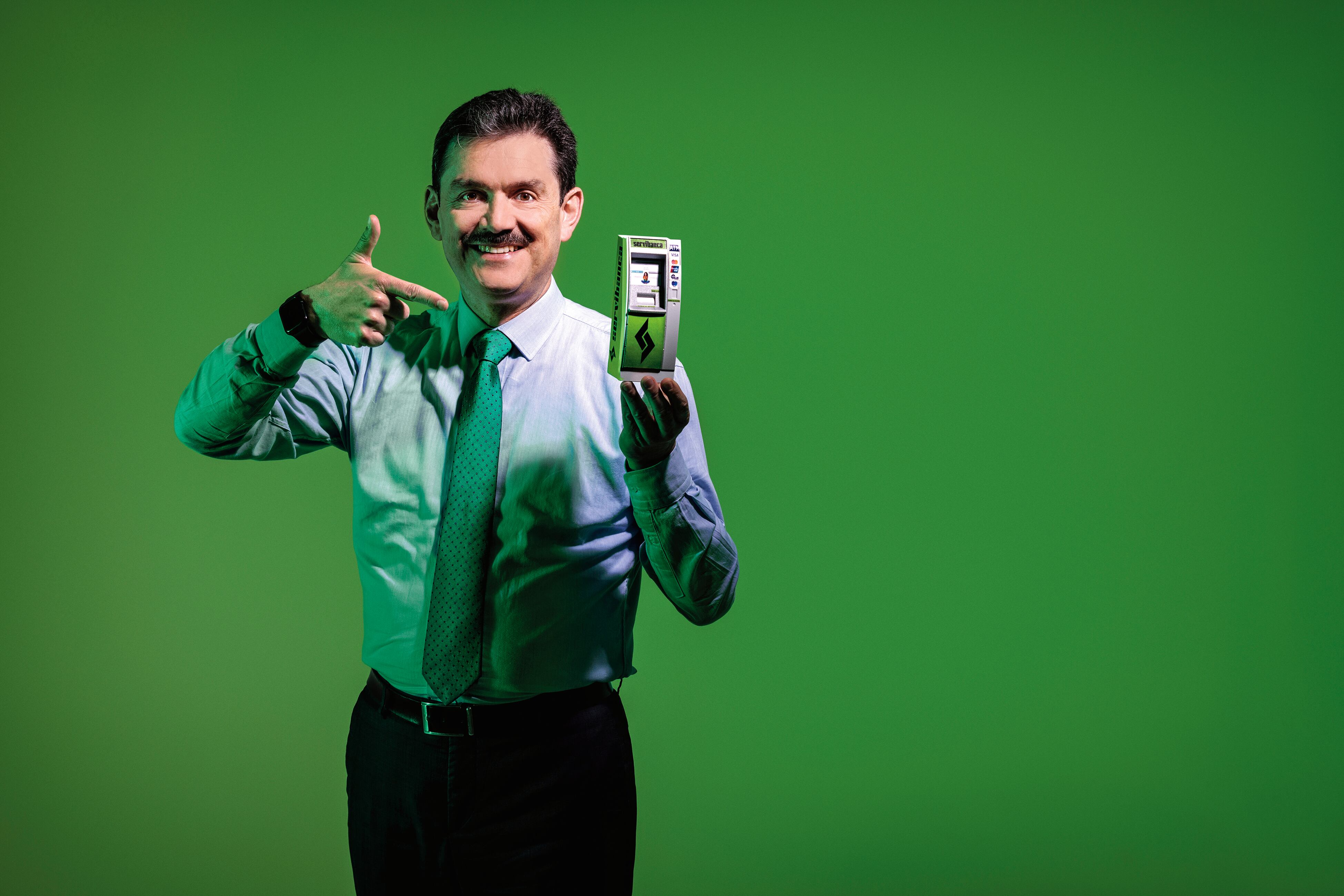 Luis Eduardo Díaz. Gerente General  de Servibanca.