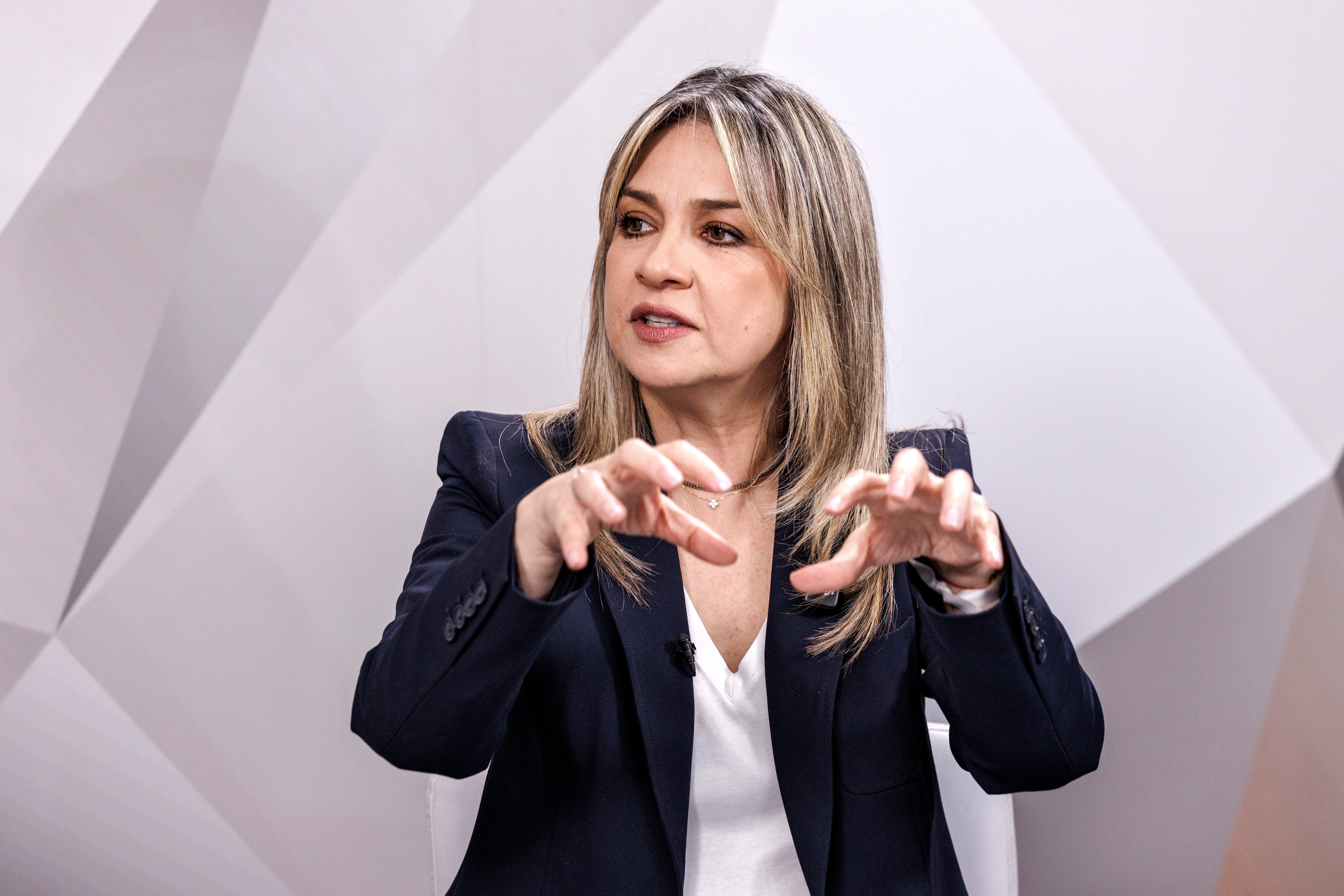Vicky Dávila, precandidata presidencial