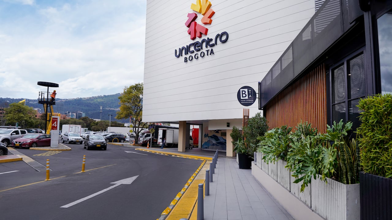 Esta es la información de los hechos acontecidos en las cercanías al centro comercial.