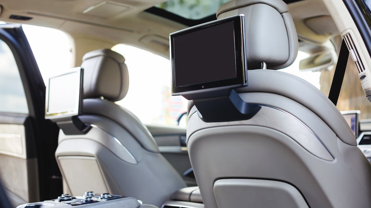 Hay que contemplar la conectividad que ofrecen estos dispositivos.