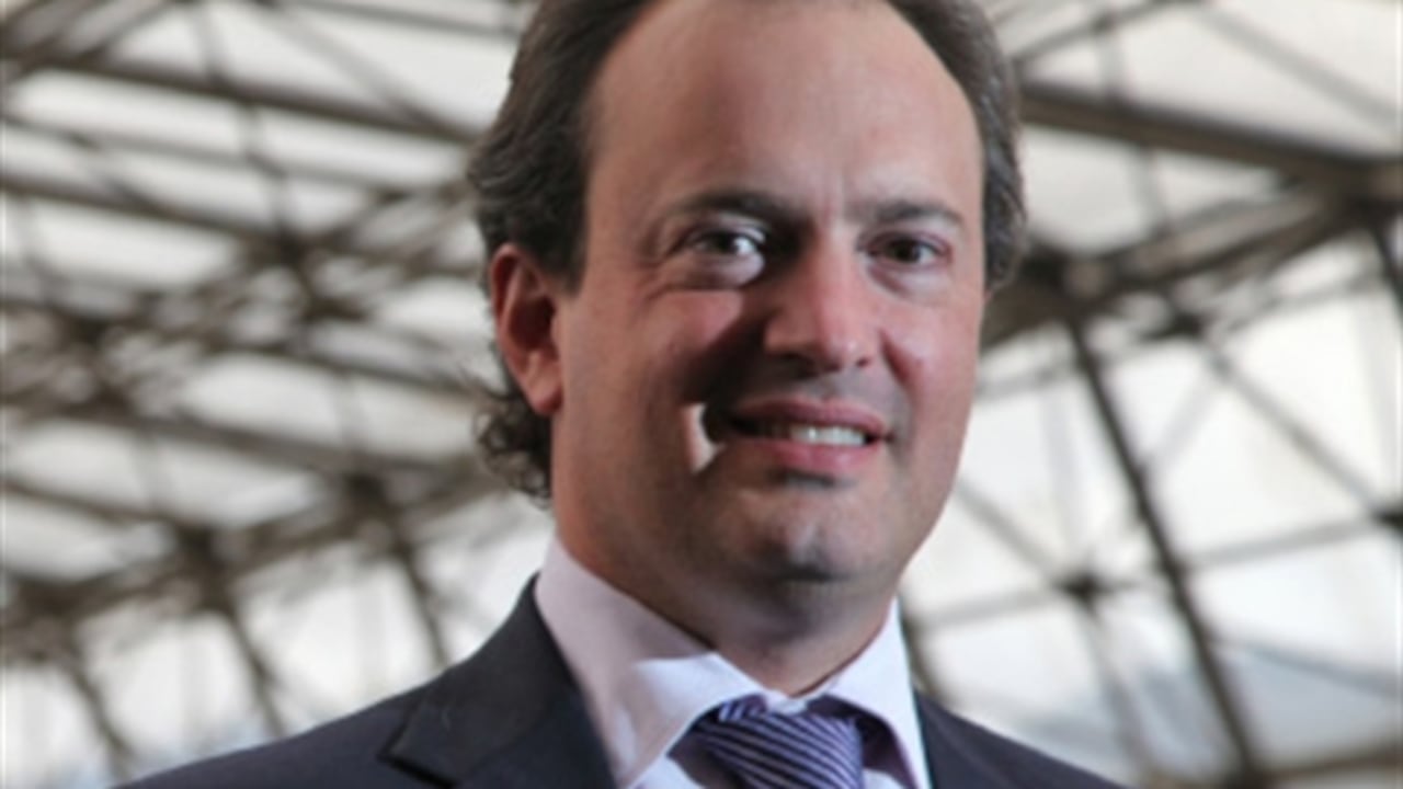 Luis Guillermo Vélez, Superintendente de Sociedades.