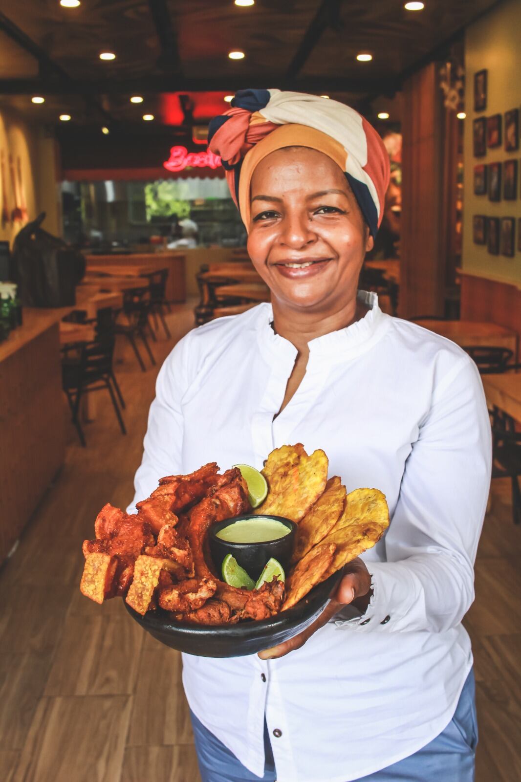 En julio de 2022 la Cámara de Representantes de Colombia le otorgó una Moción de Reconocimiento por su labor como líder de la conservación de los sabores autóctonos de la región.