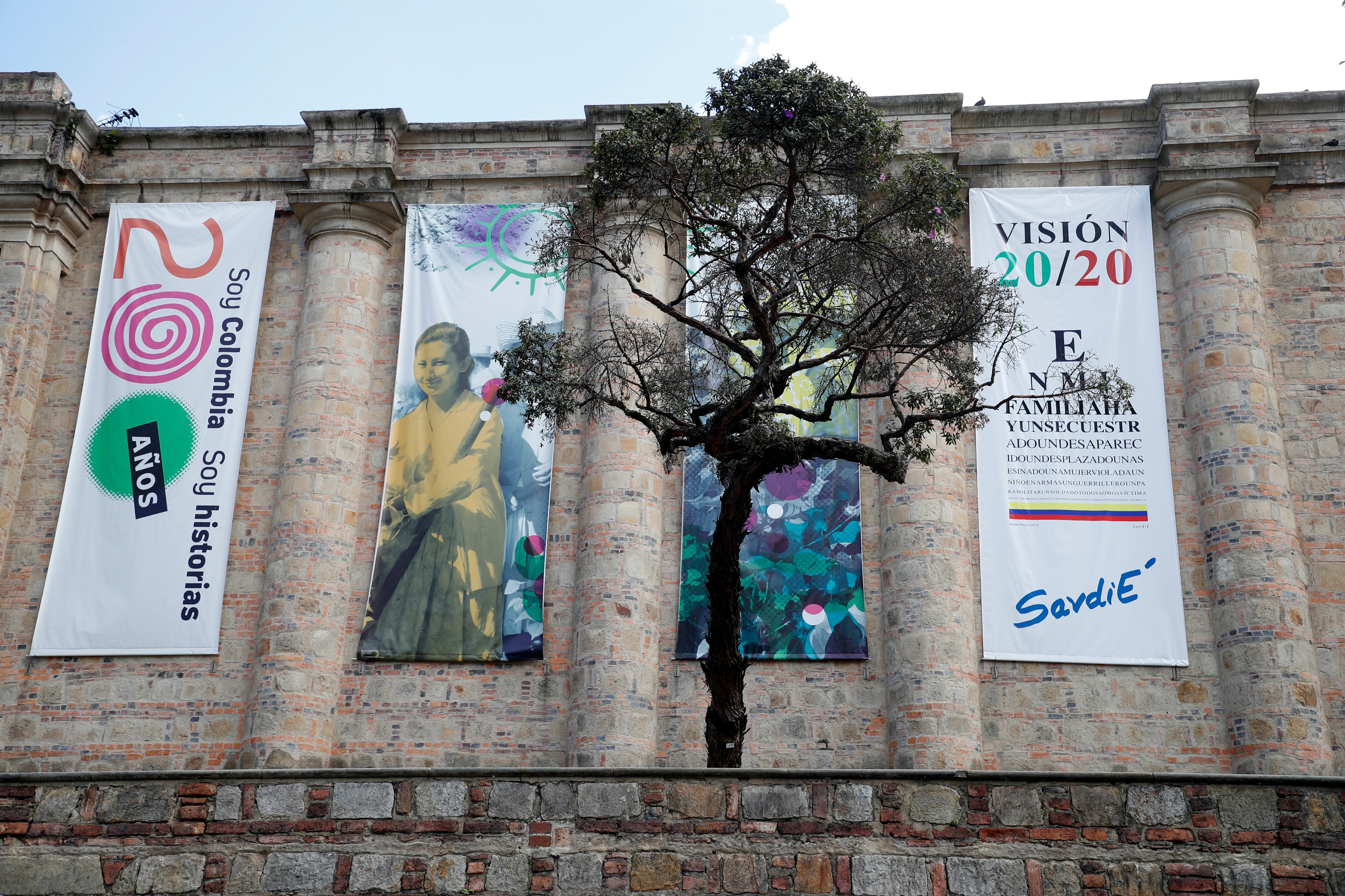Fue la primera mujer afrocolombiana en dirigir la institución más antigua del país, convirtió el arte en un acto de reparación histórica y dejó un legado que trasciende las paredes del museo.
