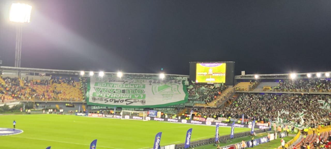 Esta es la bandera que desató la burla contra Los del Sur