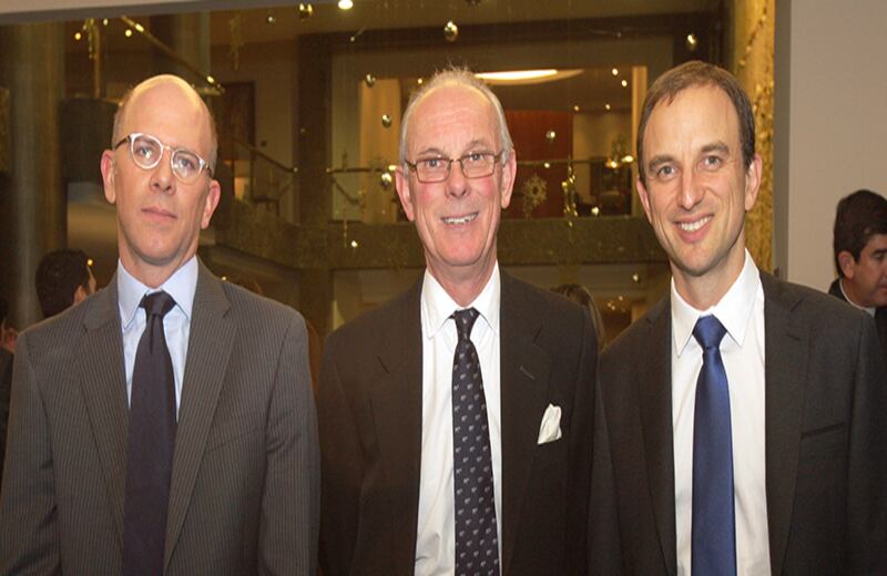 Alejandro Santos, sir Colin Scott y Pierre-Yves Calloc’h.