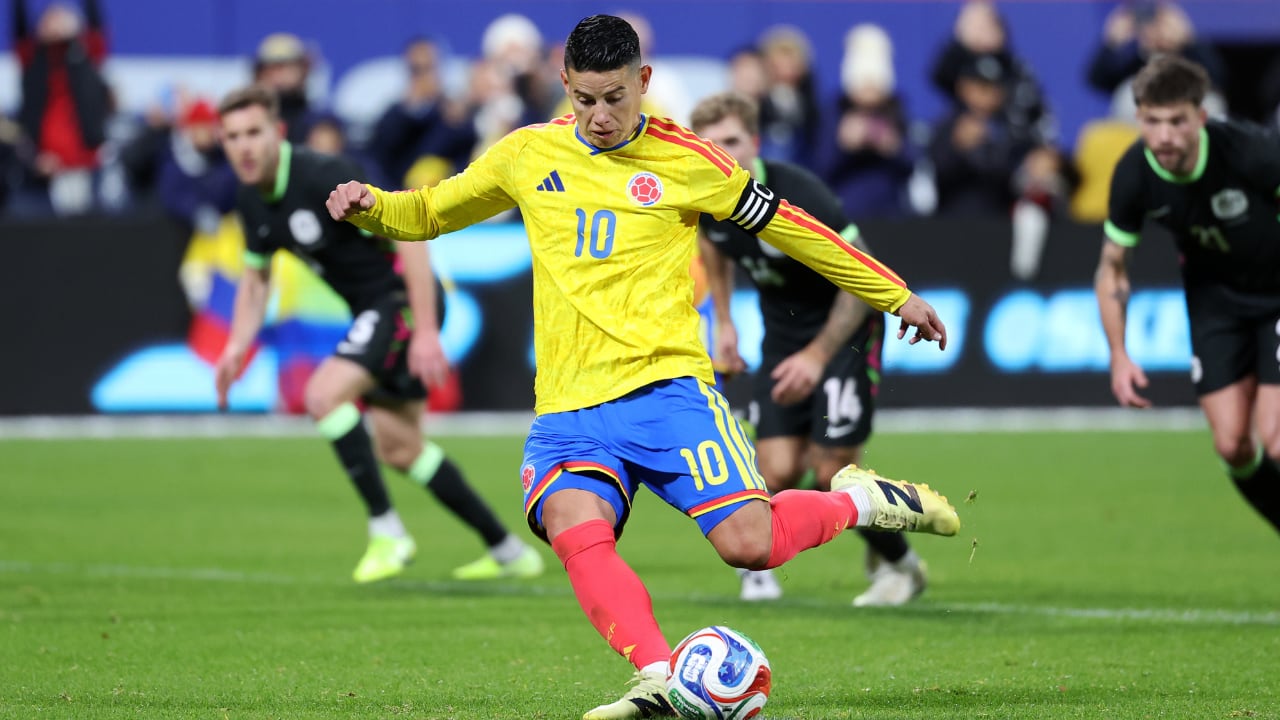 Penal de James Rodríguez que puso a ganar a Colombia contra Australia.