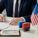 La reducción en el costo de la visa B1/B2 en pesos colombianos obedece al comportamiento reciente de la tasa de cambio y no a una disminución de la tarifa oficial en dólares.