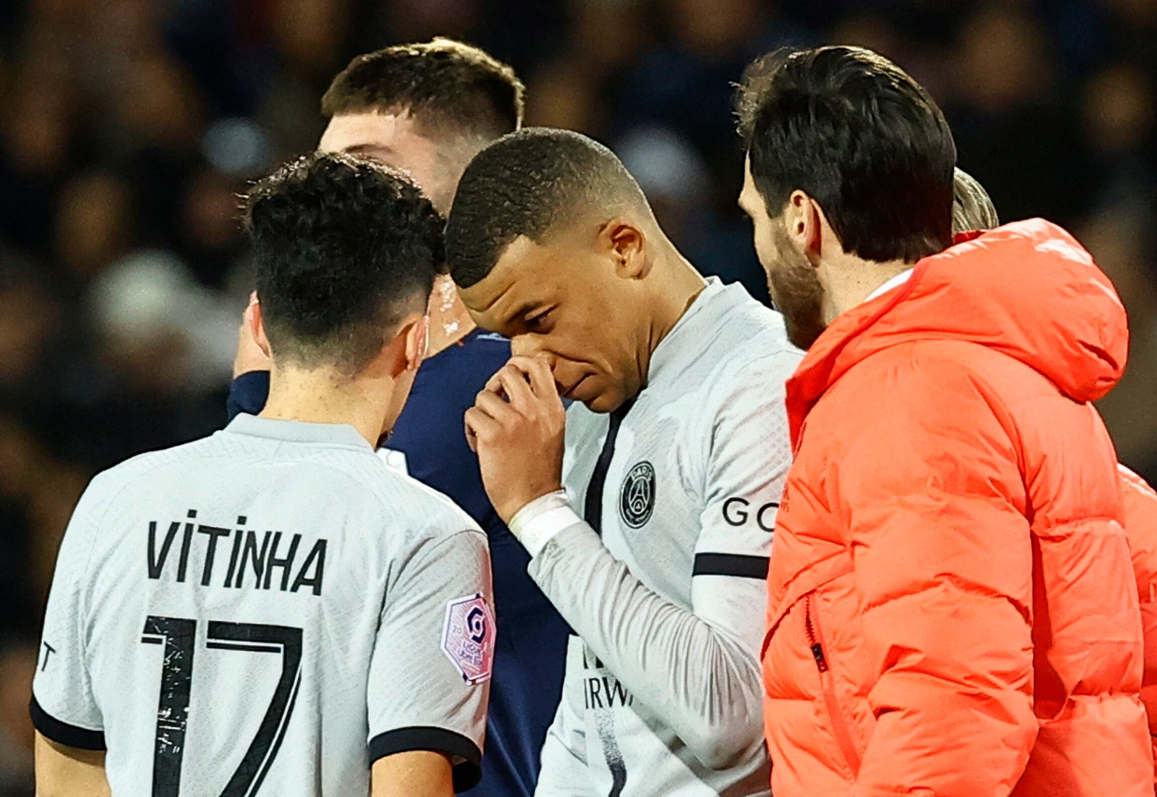Soccer Football - Ligue 1 - Montpellier v Paris St Germain - Stade de la Mosson, Montpellier, France - February 1, 2023 Paris St Germain's Kylian Mbappe walks off the pitch after sustaining an injury REUTERS/Eric Gaillard