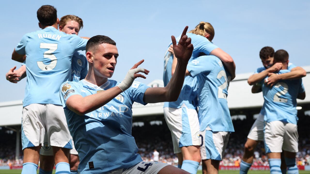 Phil Foden marcó en la goleada sobre Fulham