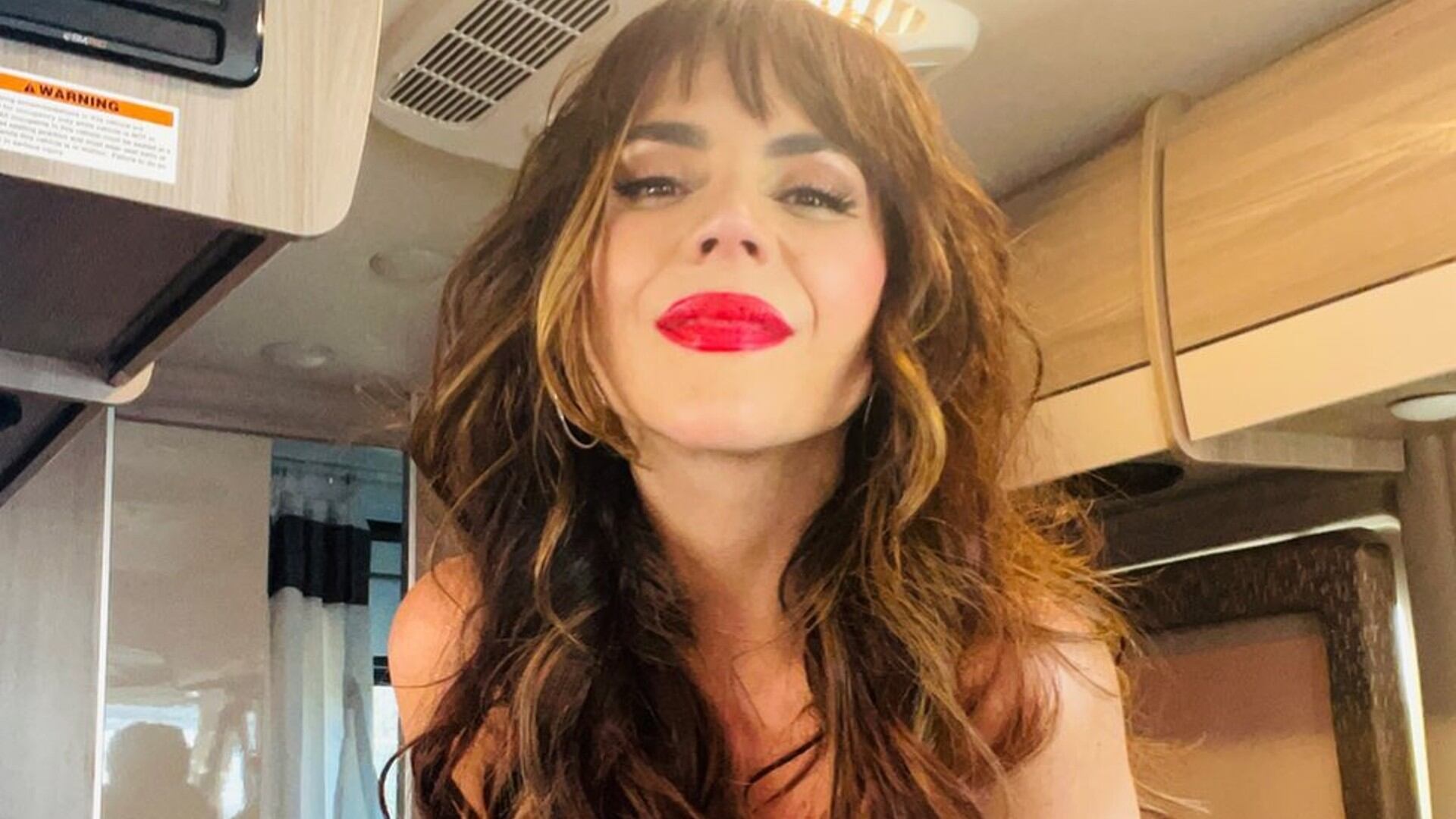 Carolina Gaitán enciende las redes con sexys fotografías.