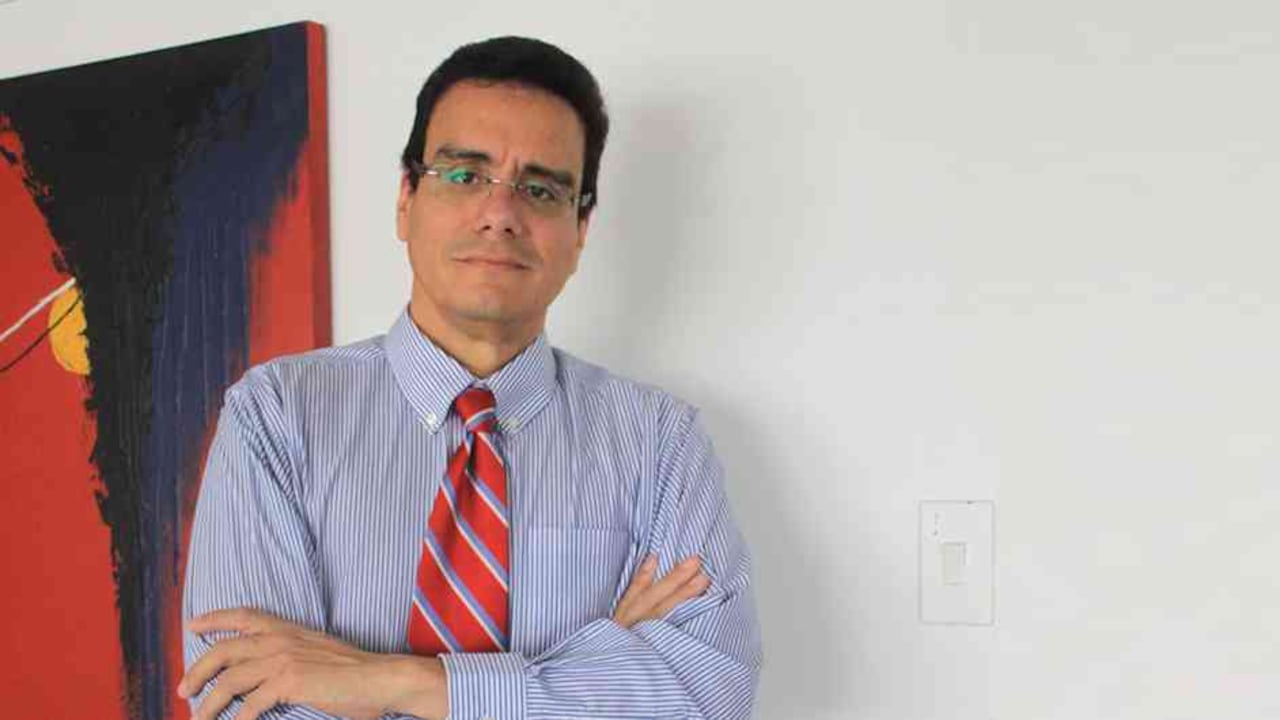 El exdirectivo, que asumió la rectoría del claustro en mayo de 2013, no aceptó los delitos.