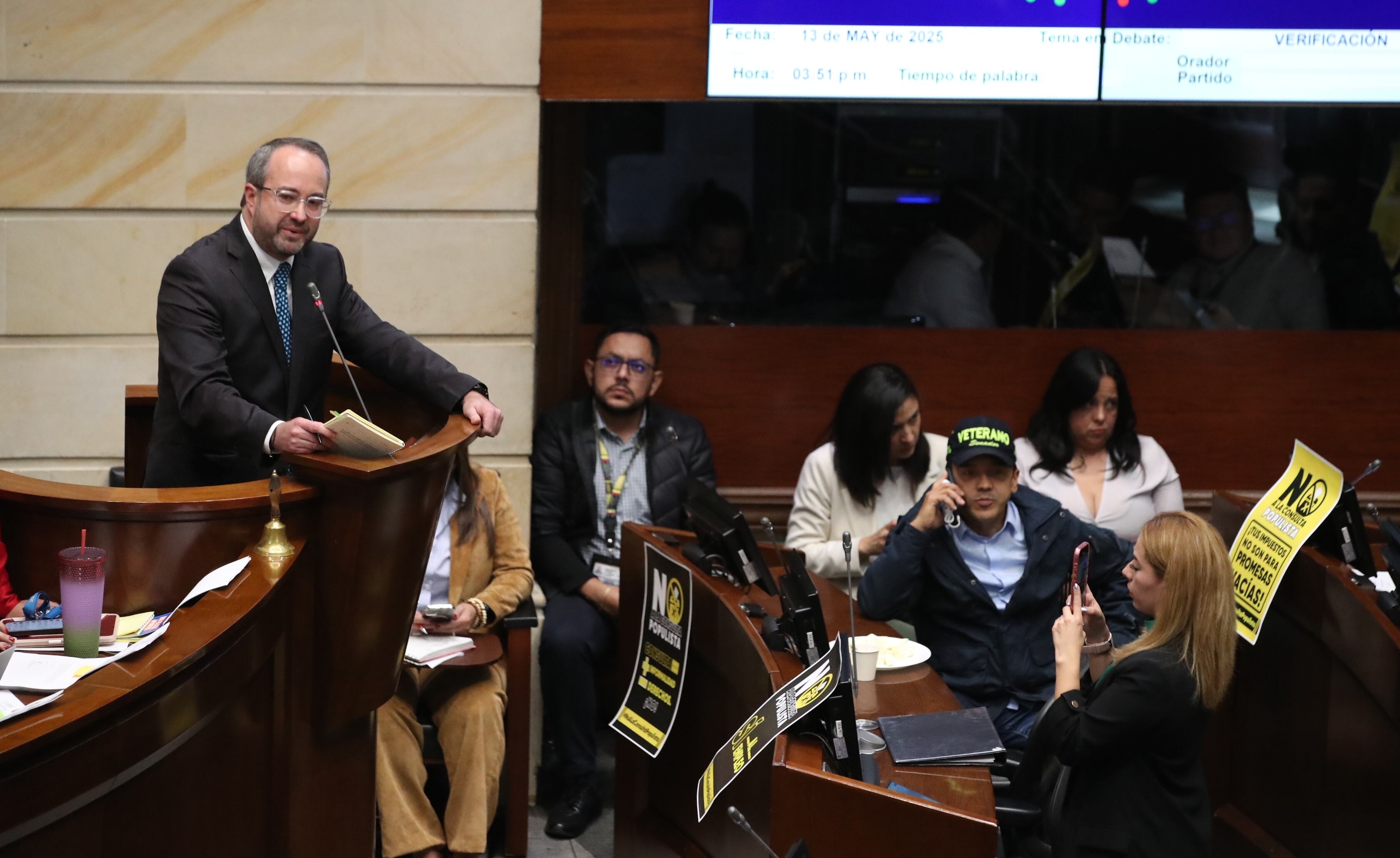 Plenaria del Senado debate de la Consulta Popular