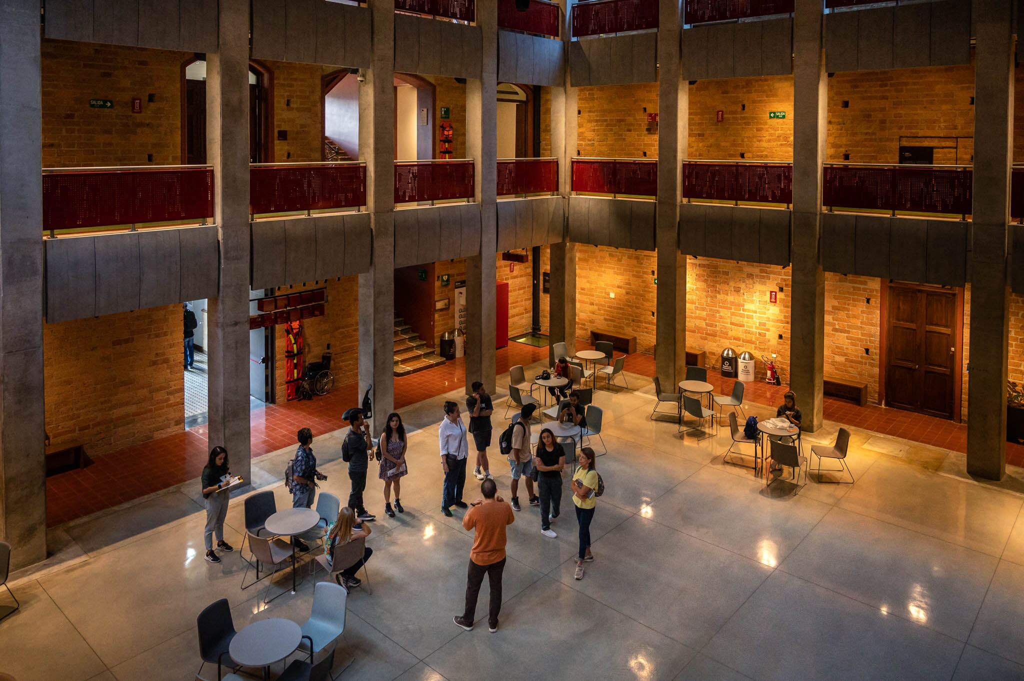 El Claustro Cmfama, ubicado en el centro de Medellín, es uno de los proyectos de restauración más ambiciosos de la ciudad.