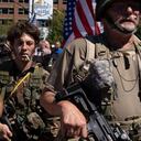 Así paseaban los miembros de una milicia por la ciudad estadoounidense de Louisville el pasado 5 de septiembre.