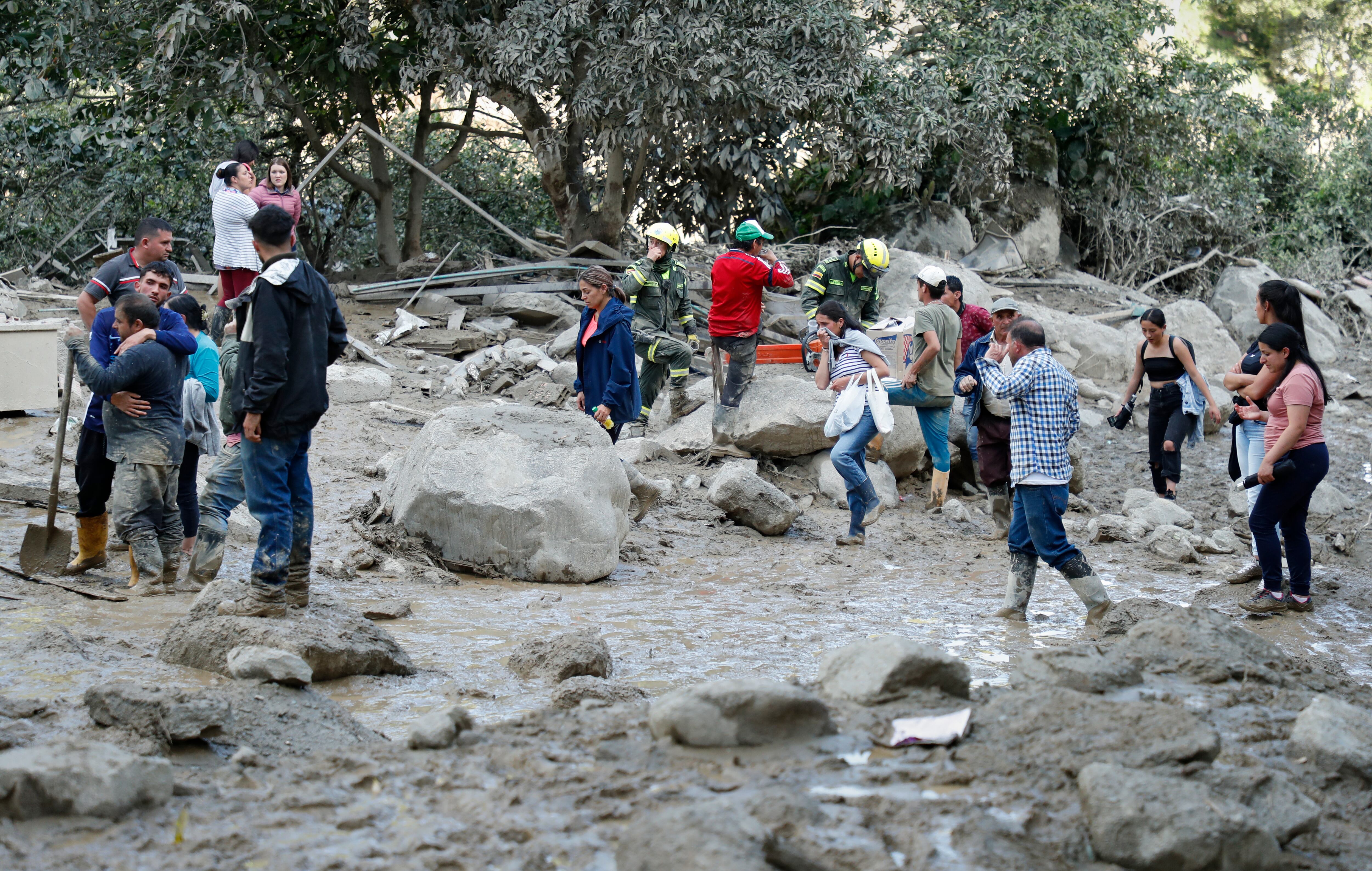 tragedia avalancha arrasó con la vereda Naranjal en jurisdicción del municipio de Quetame
Puente Quetame Cundinamarca
Julio 18 del 2023
Foto Guillermo Torres Reina / Semana