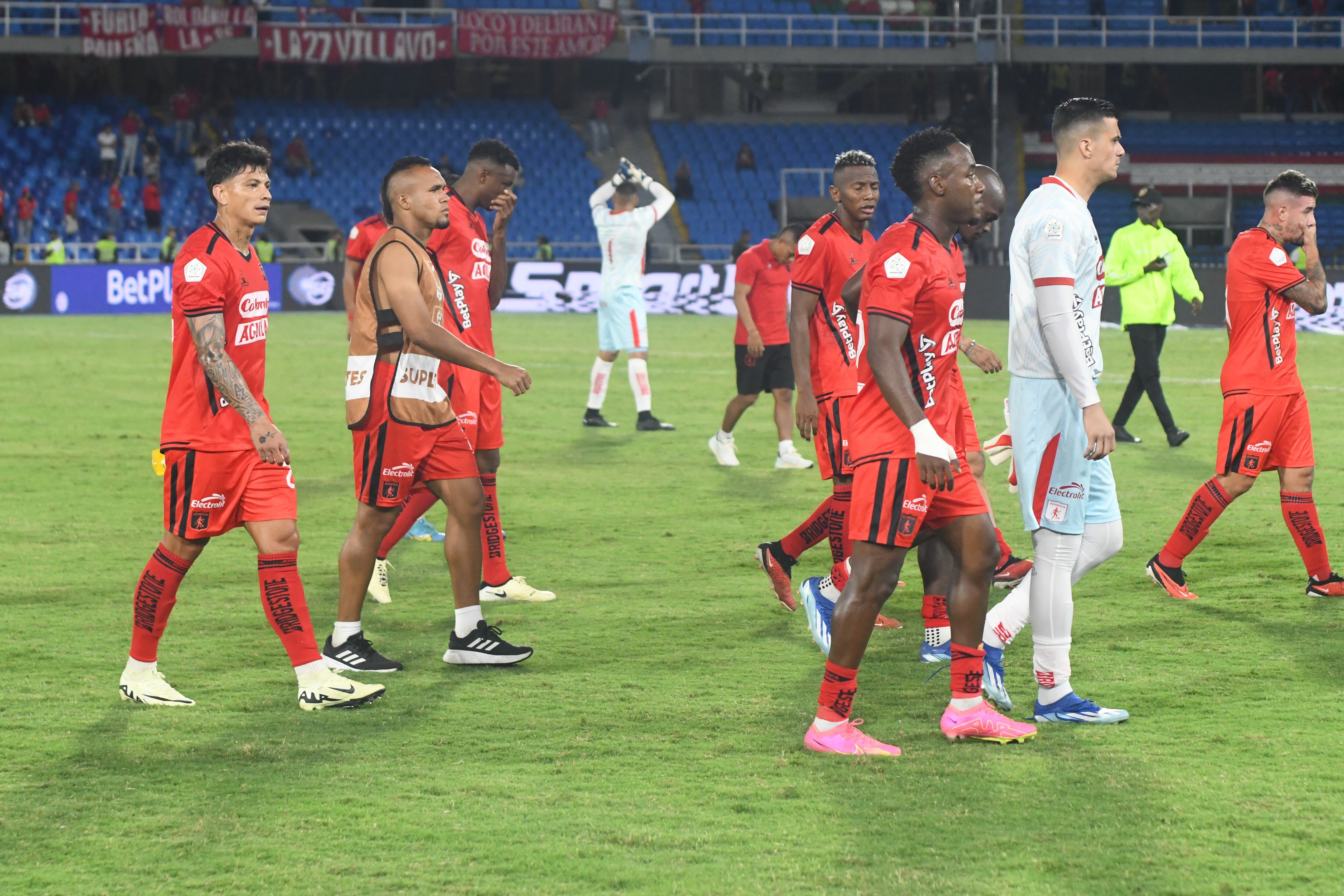 Afición: América  0 Fortaleza 2, Estadio Pascual Guerrero. foto José L Guzmán.