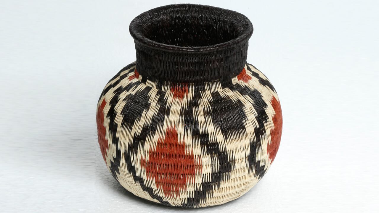 Un canasto werregue, una de las más conocidas piezas en el mundo de la artesanía colombiana.