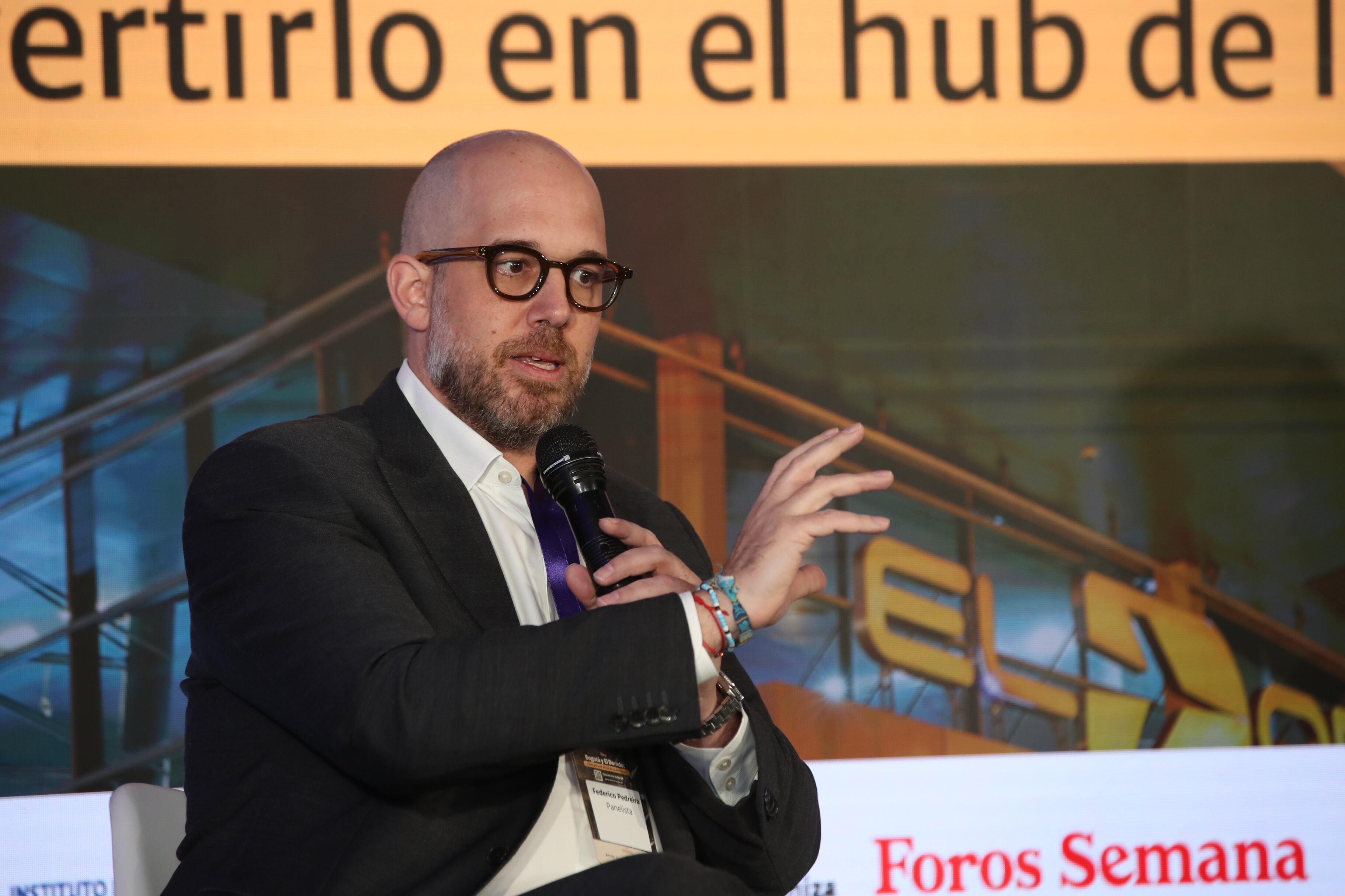 Foro ‘Bogotá y El Dorado: ¿listos para ser el hub de las Américas?’
Miércoles 21 de mayo de 2025

Frederico Pedreira
CEO de Avianca
Paula Bernal
Presidenta de IATA Colombia
Francisco Ospina
Exdirector de la Aeronáutica Civil y expresidente de la ANI

 CONVERSATORIO | El Dorado y Bogotá: ¿cómo convertirlo en el hub de las
Américas?