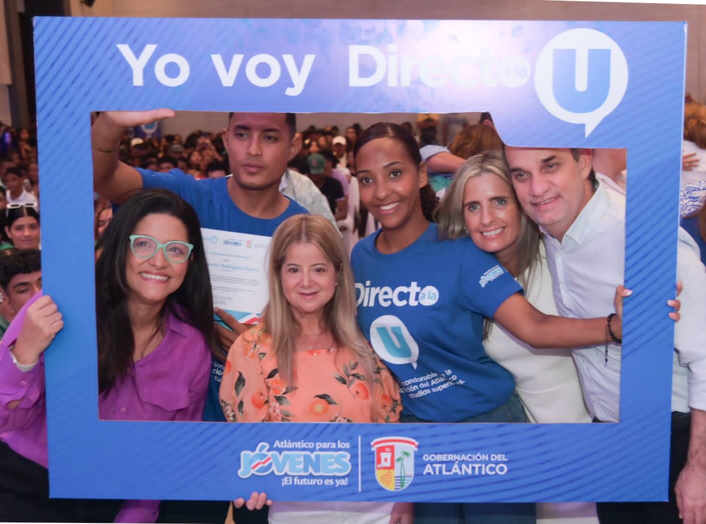 La Gobernadora estuvo con los estudiantes beneficiados