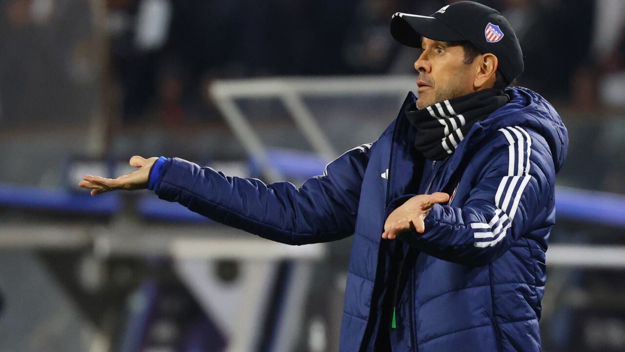 Arturo Reyes tendría las horas contadas en el Junior de Barranquilla