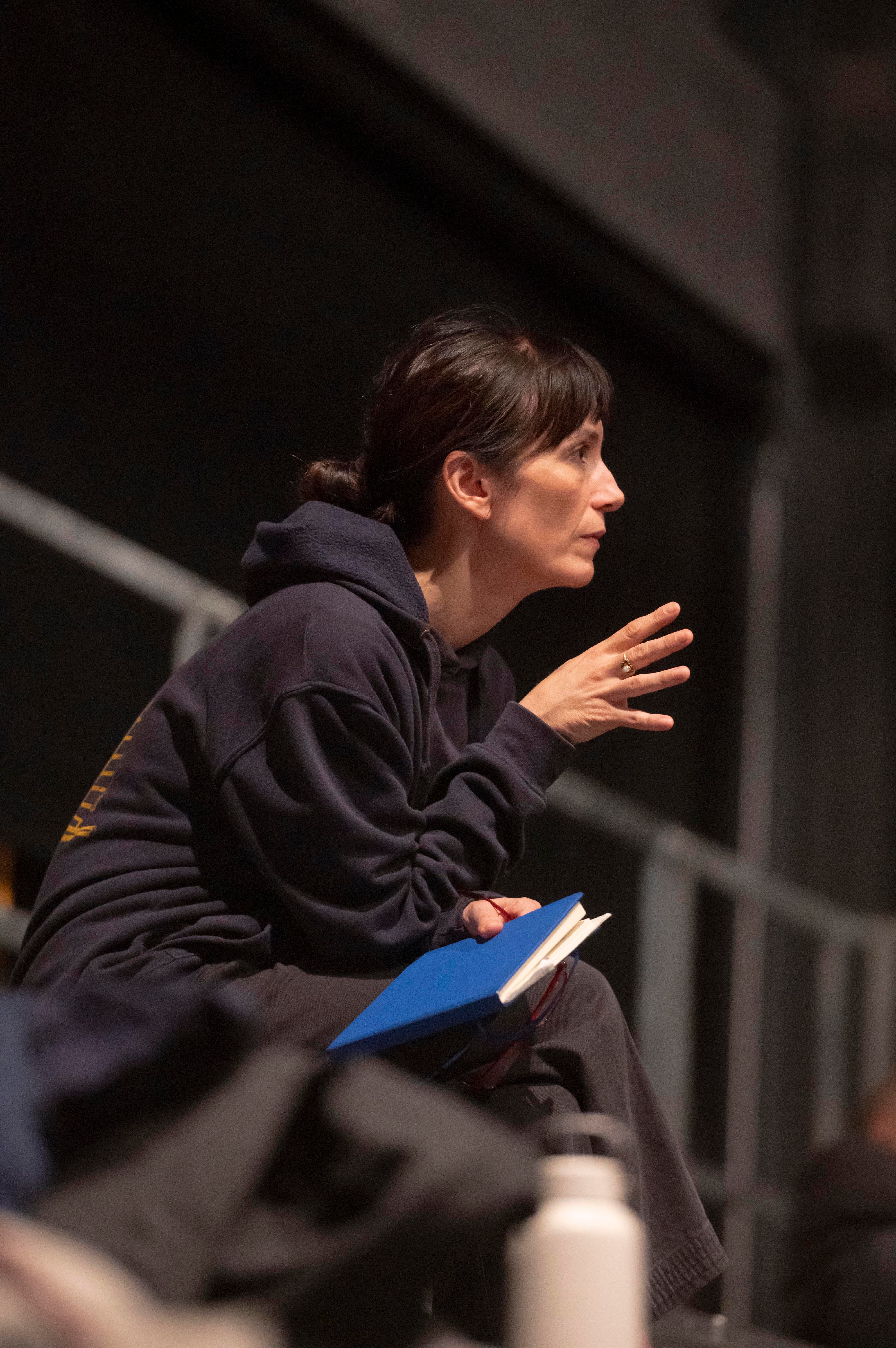 La coreógrafa Constanza Brnčić, que cruza el teatro con la danza, es invitada ilustre.