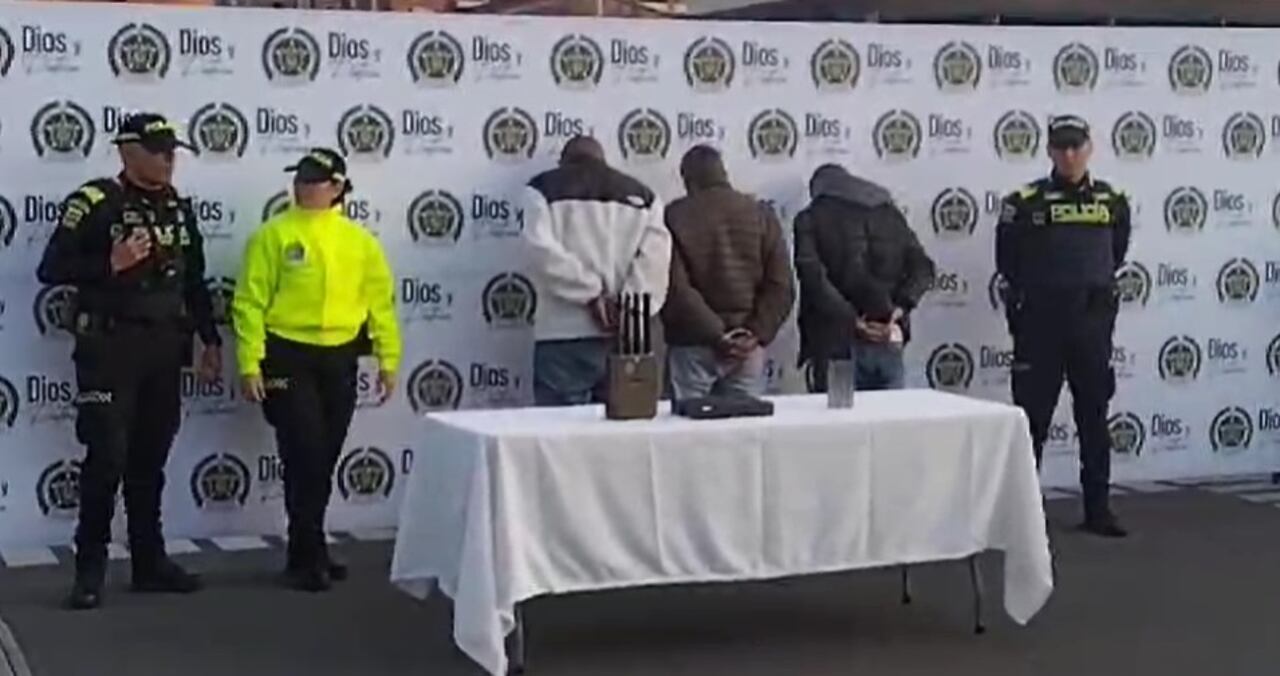 Se recuperaron otras cinco camionetas blindadas que fueron hurtadas en Bogotá y tres personas capturadas.